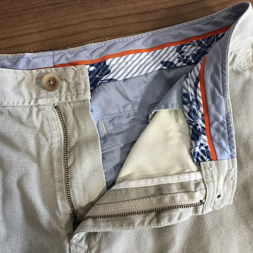 Tommy Bahama Shorts Mens 36 (35x10) Beige Chino Silk/Cotton Blend Flat Front - Picture 6 of 10